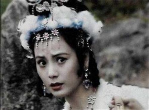  p data-id="go065g3ul2">玉面公主,即玉面狐狸,小说《 a target="