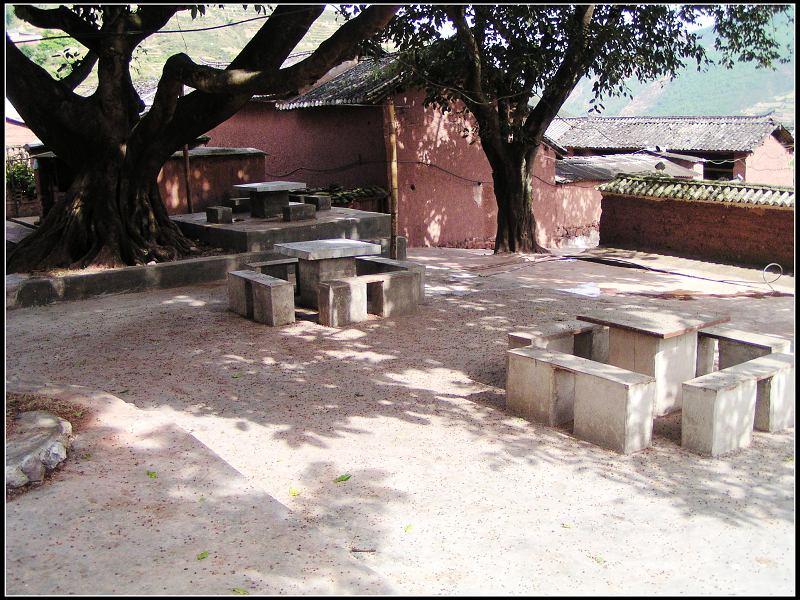  p data-id="gn35pxo1k6">牛街新村隶属于弥渡县牛街彝族乡康郎村委会