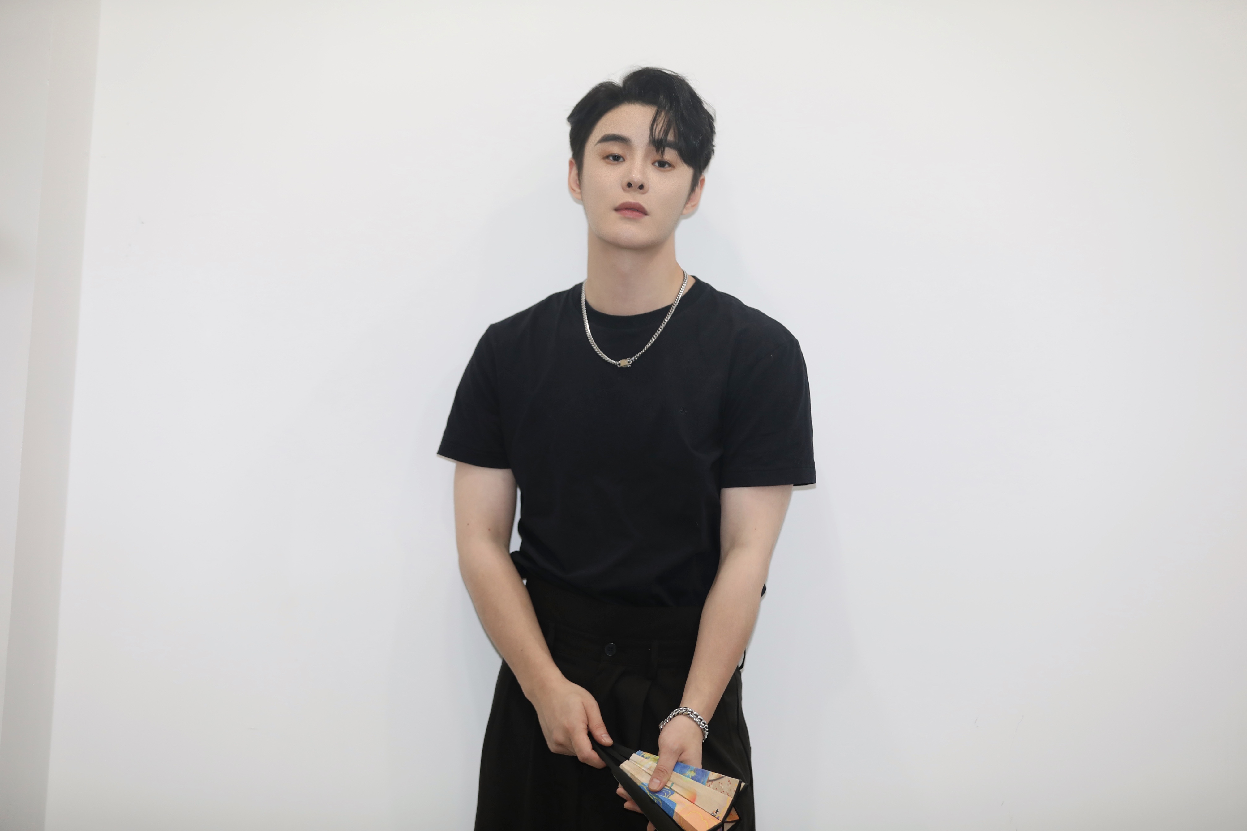  p>杨曦,歌手, a target="_blank" href="/item/小唐人/23407054"