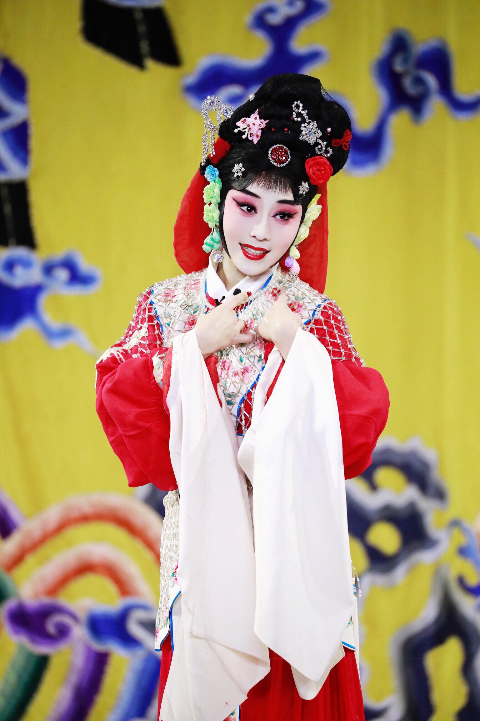 mbsri6">王梦婷:1989年7月1日出生于辽宁省沈阳市,中国内地京剧女演员