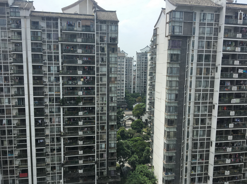  p>保利紫云位于广州市白云新市,由 a target="_blank" href="/item