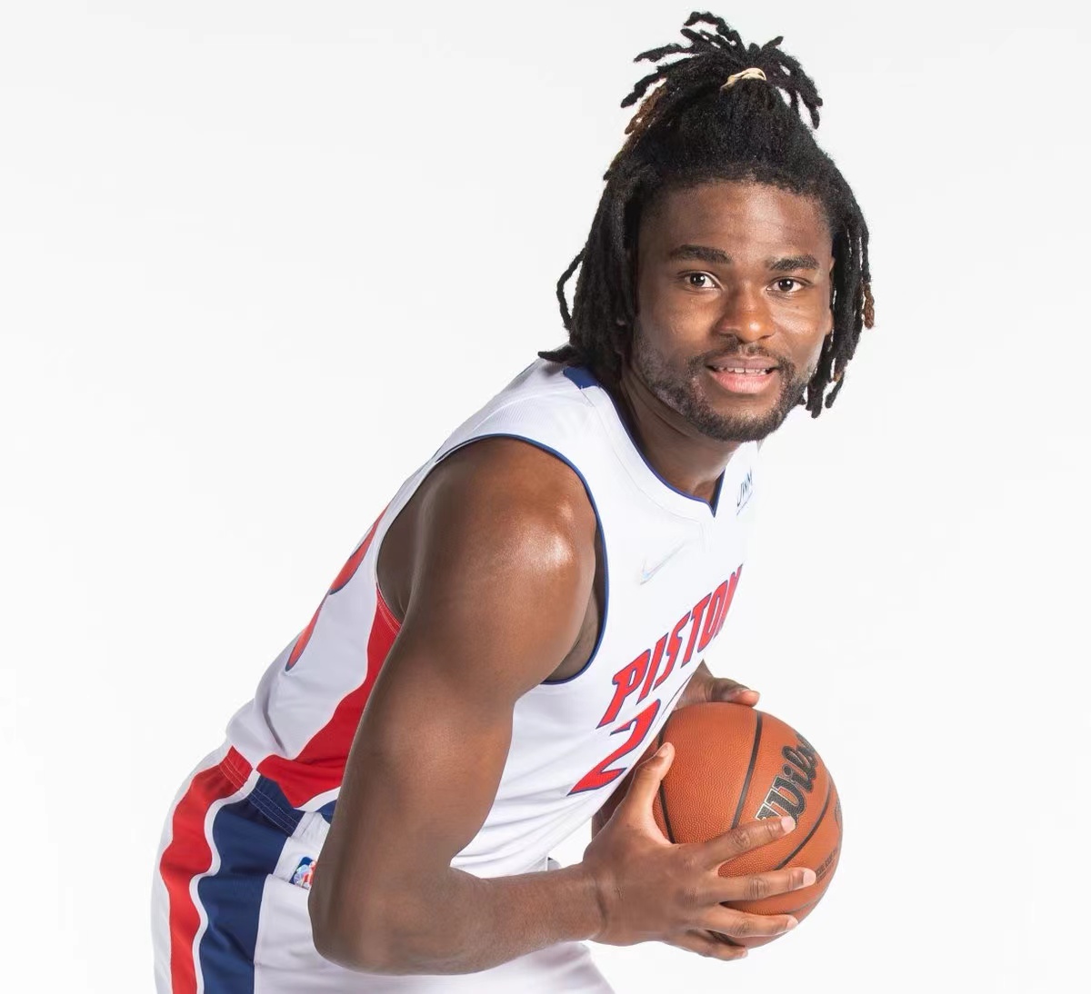  p data-id="gncmwfmnb1">以赛亚·斯图尔特(isaiah stewart),2001年5