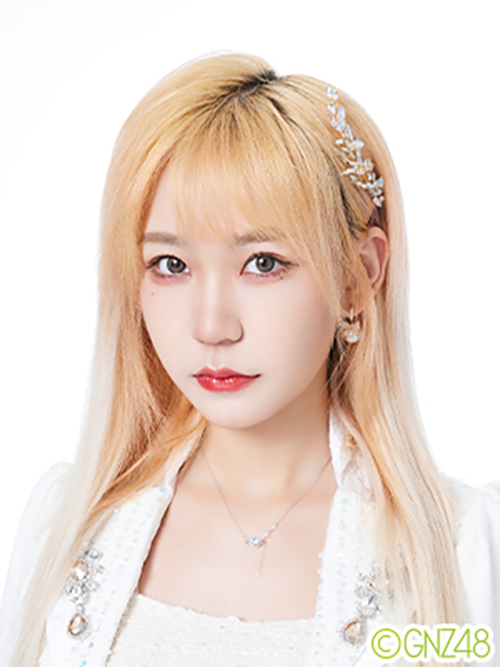  p data-id="gnyxszrcxd">冼燊楠(xiǎn shēn