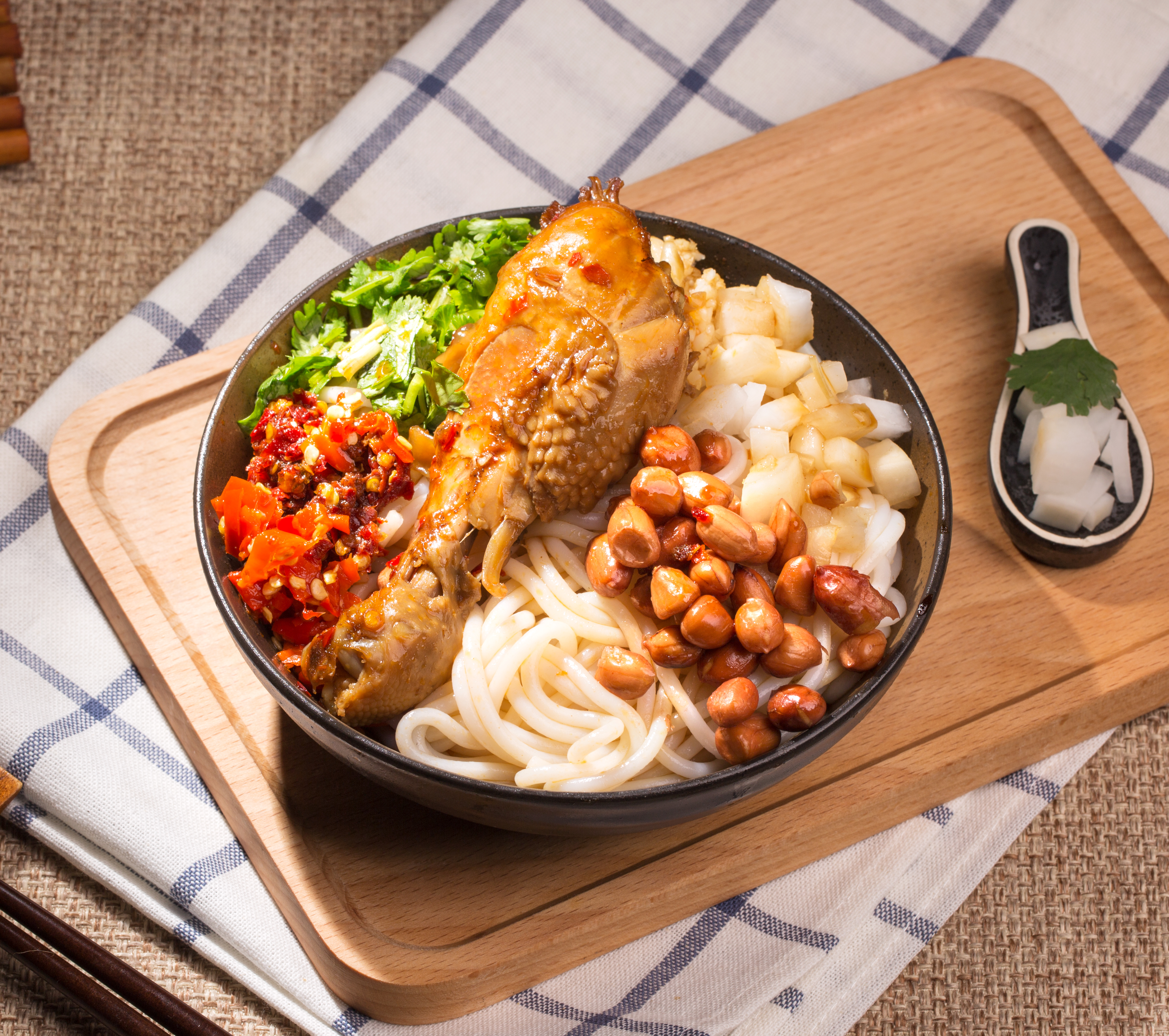 湖南沛东餐饮管理有限公司