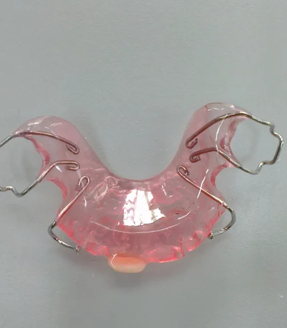 平面导板矫治器