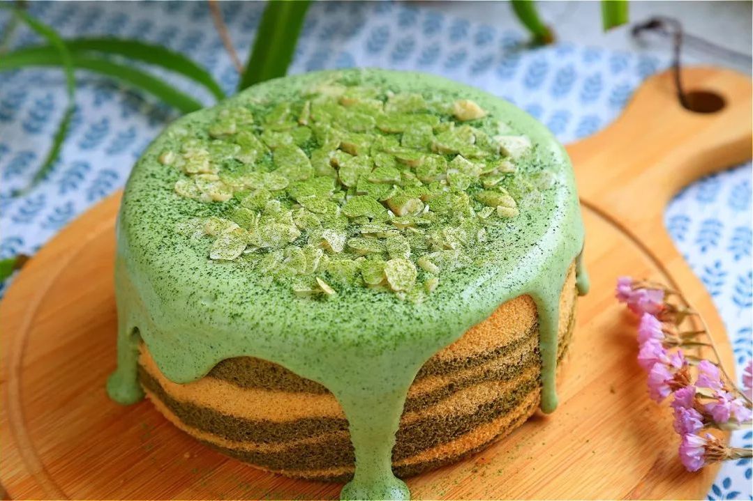 杏仁绿茶班兰蛋糕