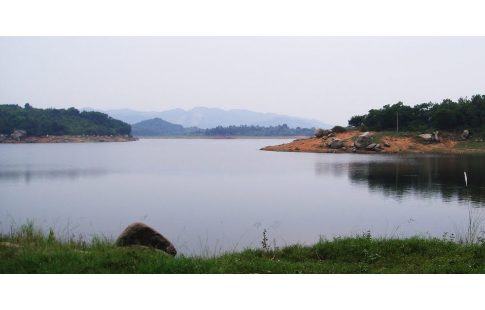 杨美水库位于漳浦县赤岭畲族乡杨美村,在