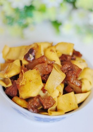 红烧肉豆腐扣