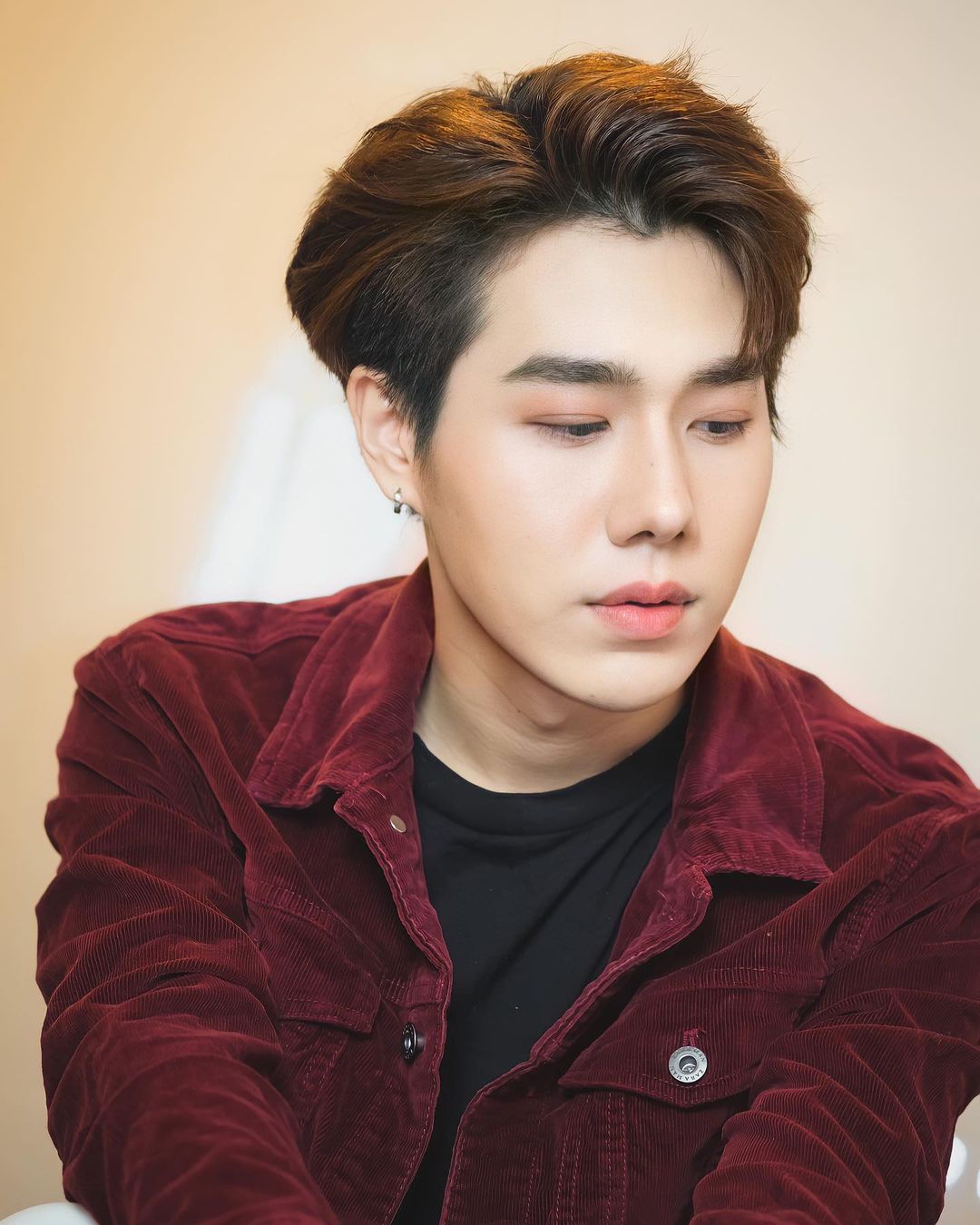  p>查纳浦·提恩翁(petch),1994年5月13日出生于泰国,泰国男 a target