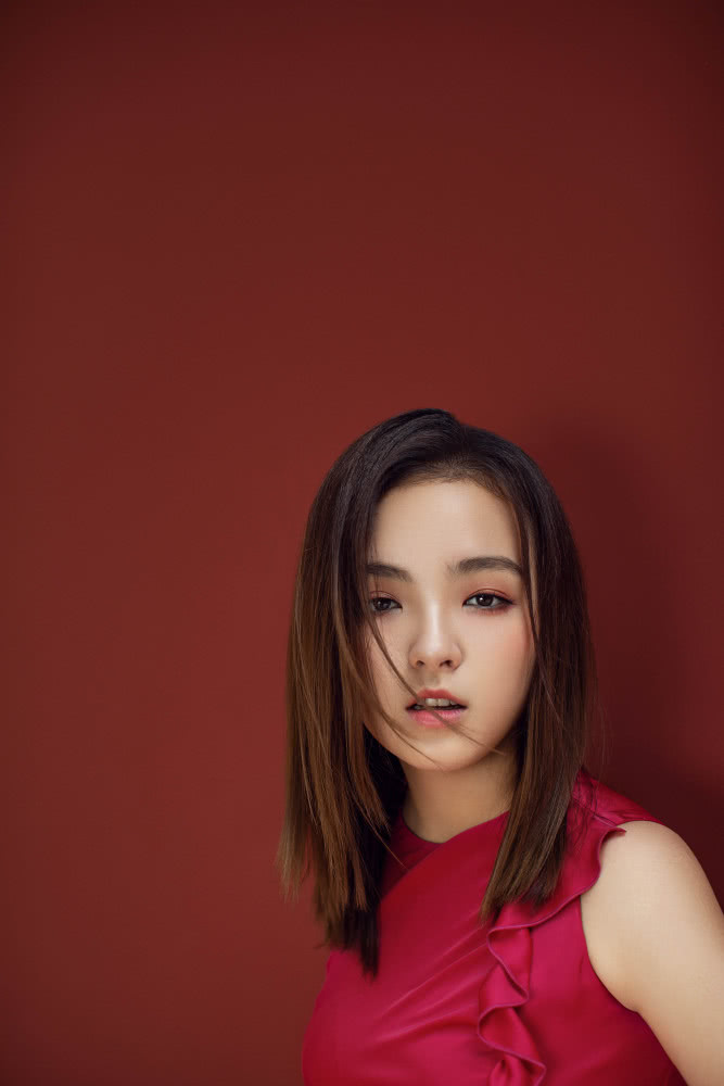  p>爱新觉罗·媚(jasmyn,aisin-gioro mei),2001年2月1日出生于北京市