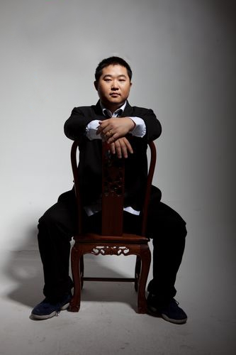  p data-id="go0il197ym">《十界战纪》是网文大神静官,首发于起中文