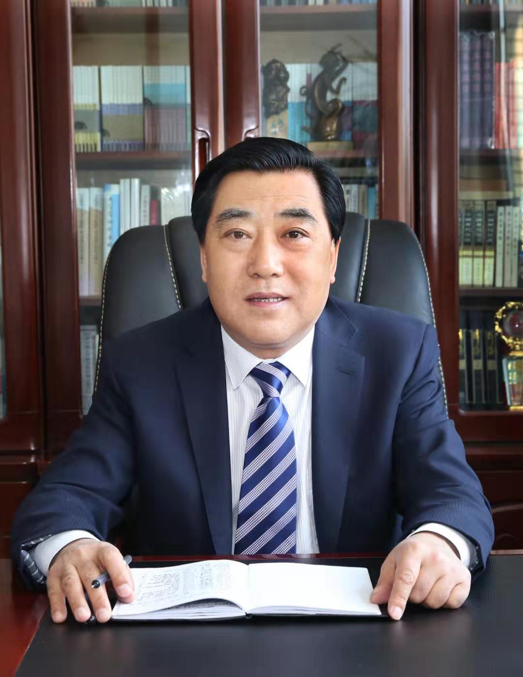  p>王焕斌,汉族,山东安丘人,1964年9月生,中共党员,硕士学位,研究员.