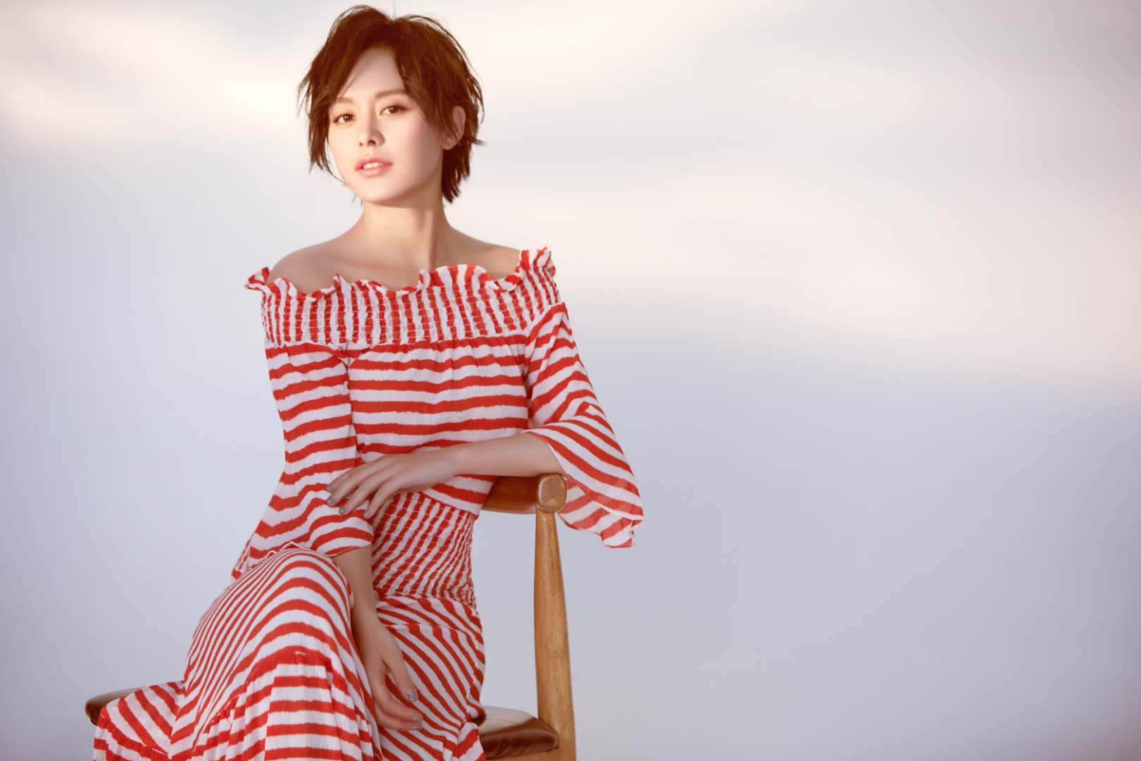  p>王力可(rainbow),1987年2月27日出生于山东省济南市,中国内地影视