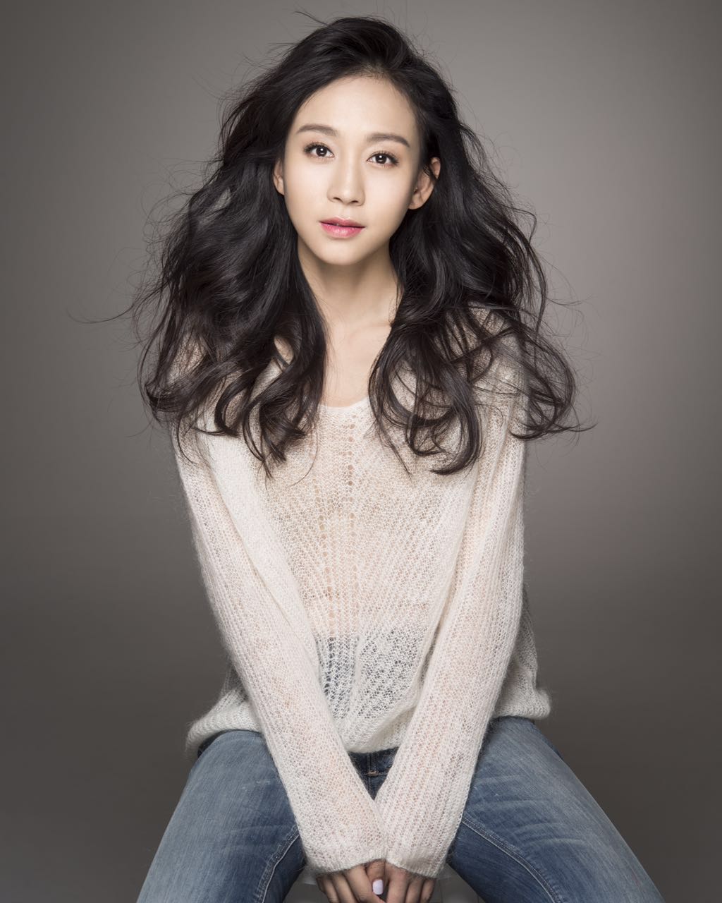  p>丁子玲,1987年11月10日出生于湖北省武汉市,中国内地女演员,毕业于