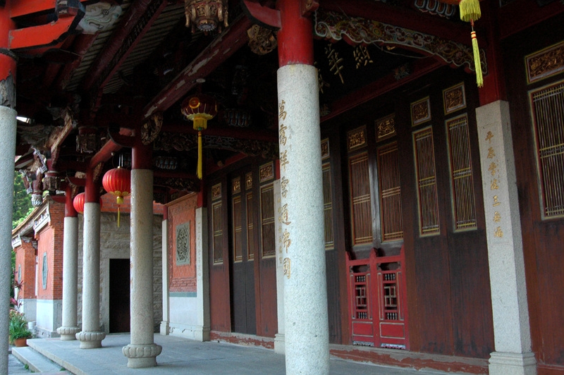  p>千年古刹平山寺坐落于福建省 a href="#">惠安县 /a>城北郊 a href