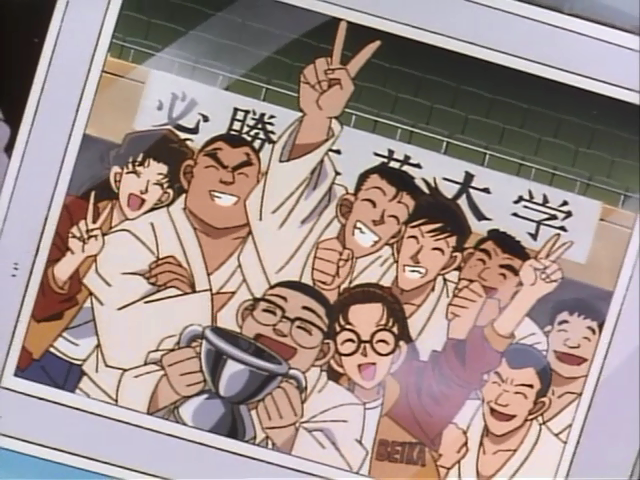  p data-id="gnbtn8z1gh">绫城行雄,男,是日本漫画《名侦探柯南》及其