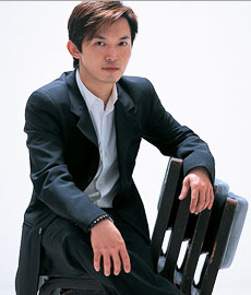  p>伍乐城,男,香港著名 a target="_blank" href="/item/音乐人