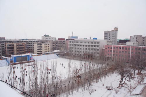  p>博乐市第一小学成立于1951年3月,位于 a href="#" data-lemmaid="