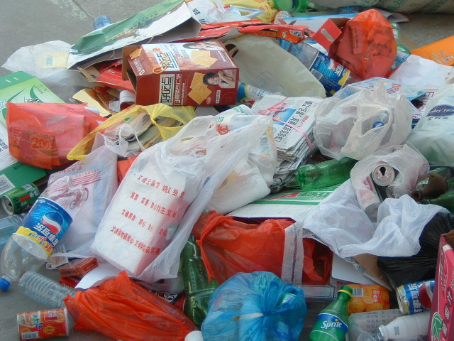  p>垃圾是失去使用价值, 无法利用的废弃物品,是物质 a target="