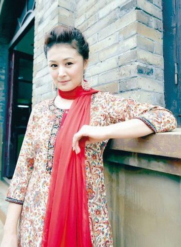  p>于月仙 i>(1971年4月24日-2021年8月9日) /i>,出生于内蒙古自治区 