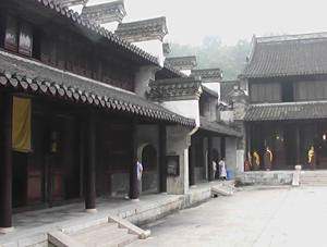 <p>隆昌寺
