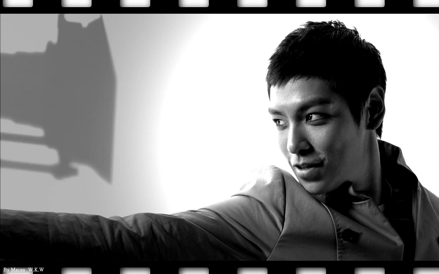 p(崔胜铉,         ),1987年11月4日出生于韩国 a target="_blank"