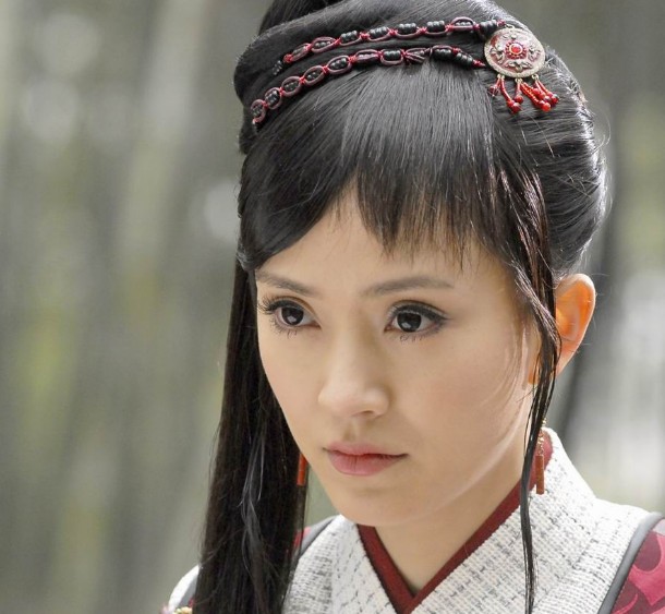  p data-id="gnyu2nokb8">铁飞花是一位乐观,自信的草根女子,具有断案