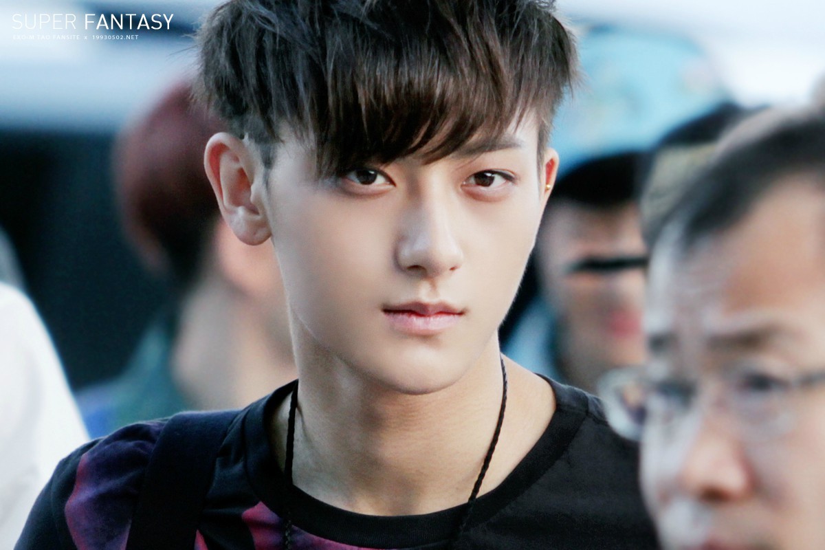  p>黄子韬,1993年5月2日出生于山东省 a target="_blank" href="/item