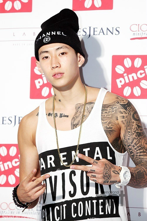  p>朴宰范,1987年4月25日出生于美国西雅图,流行歌手,舞者,音乐制作人