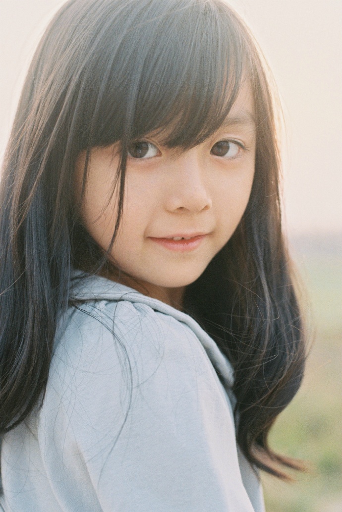  p>安淇尔 i>(小苹果) /i>,2007年12月19日出生于湖南长沙,中国女演员