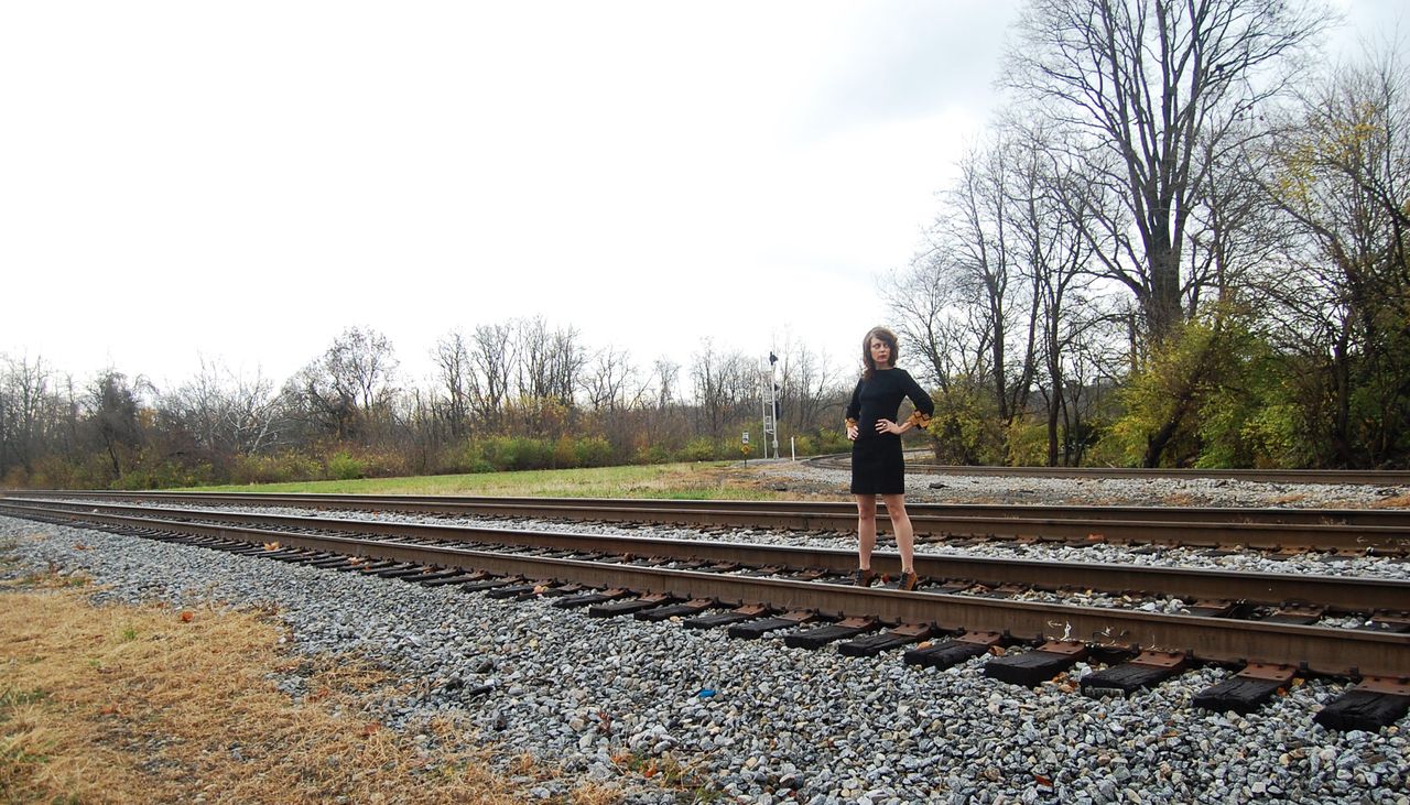  p data-id="gnbk5bzwmq">kim taylor是美国的一个女性歌手,1973年12