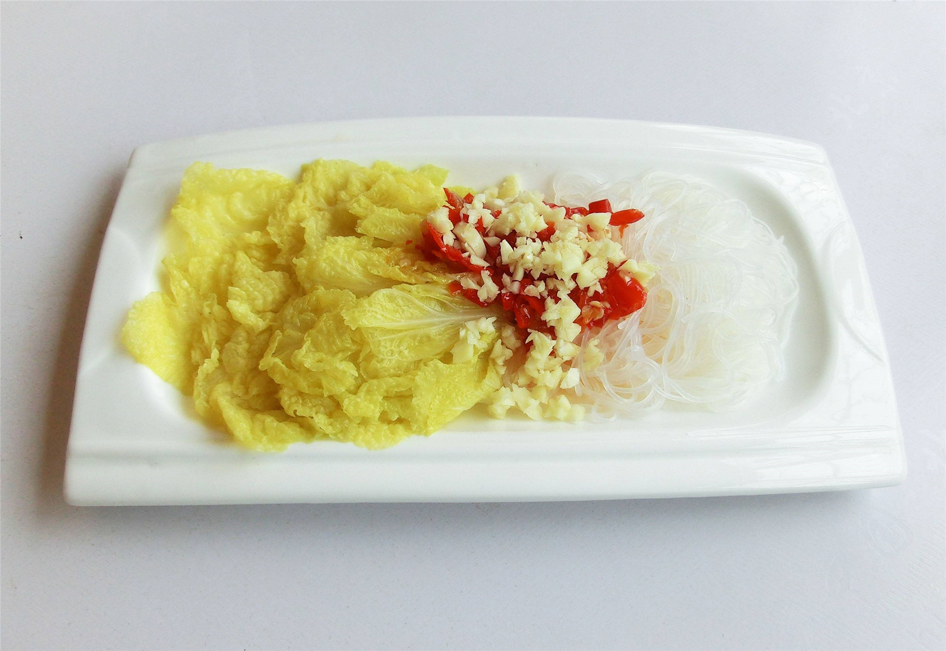 剁椒粉丝蒸娃娃菜