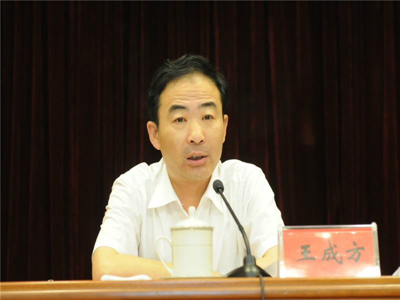 a>,1962年8月生,山东 a target="_blank" href="/item/诸城">诸城 /a>