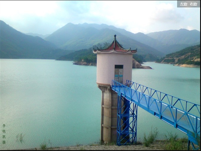  p>坪溪镇隶属广东省潮州市饶平县,位于饶平县,潮安县交界处.