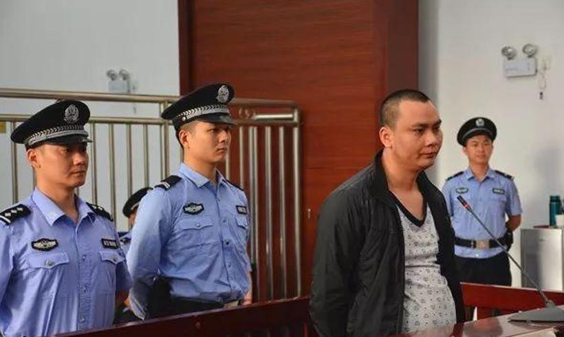  p>2017年10月2日,湖南省娄底市双峰县的赵某美与妻子李某红签字离婚.