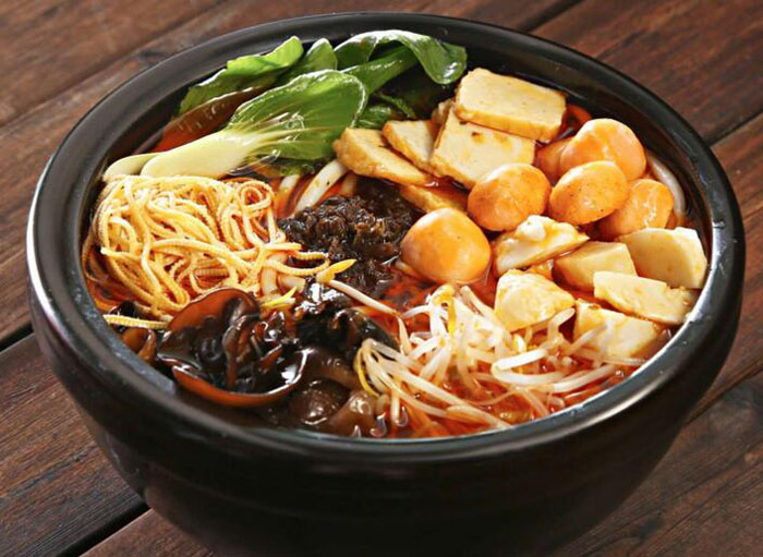乌鸡蘑菇米线