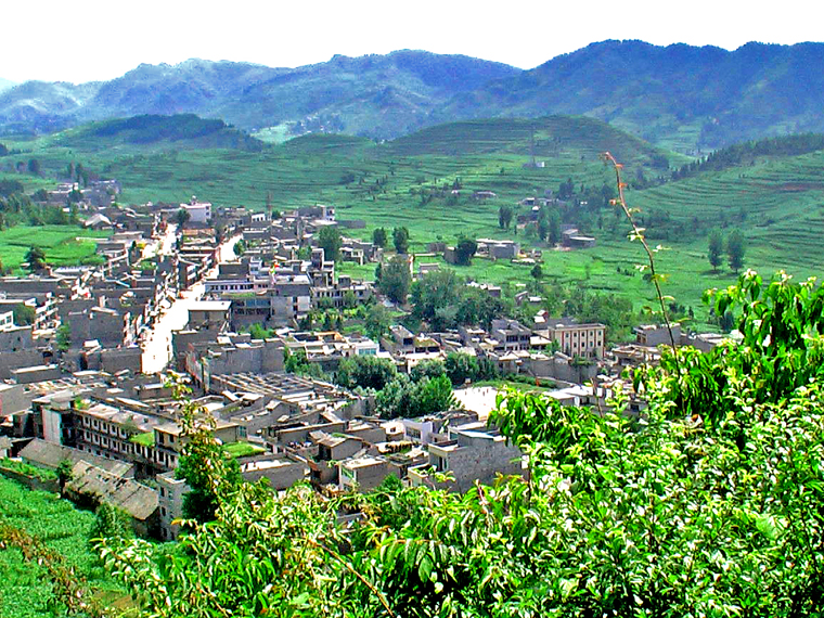 镇雄县以勒中学