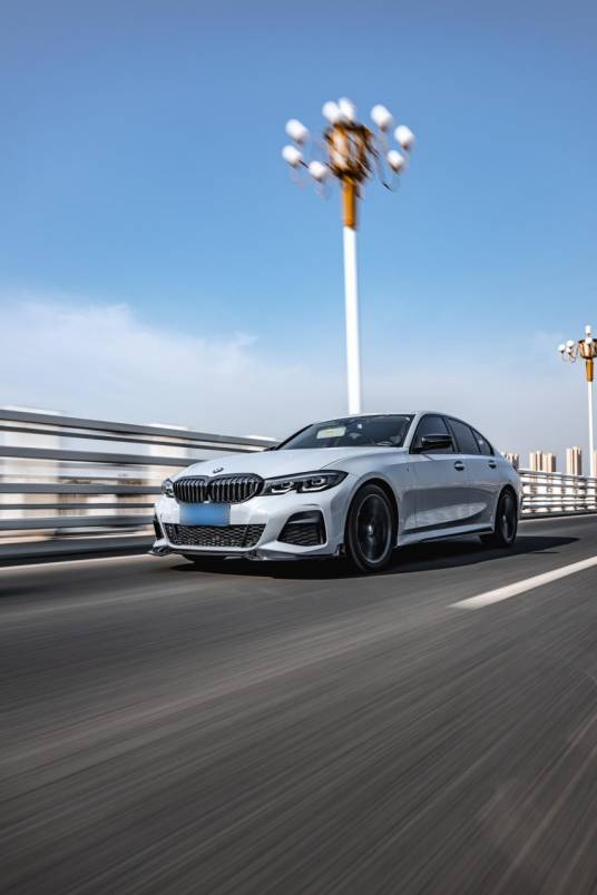 BMW 330i_百度百科