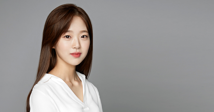  p data-id="gnbsgpnh1p">金施恩