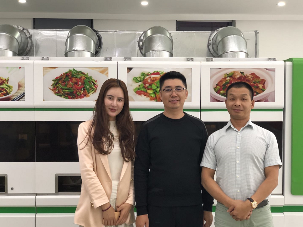  p>文洁 ,男,湖南耒阳人,中国国籍,本科学士学位, a target="_blank"