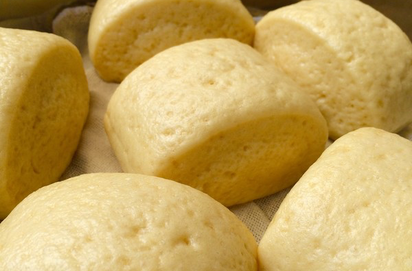 data-lemmaid="6133">馒头 /a>是一种食品,主要材料有面粉,玉米面等