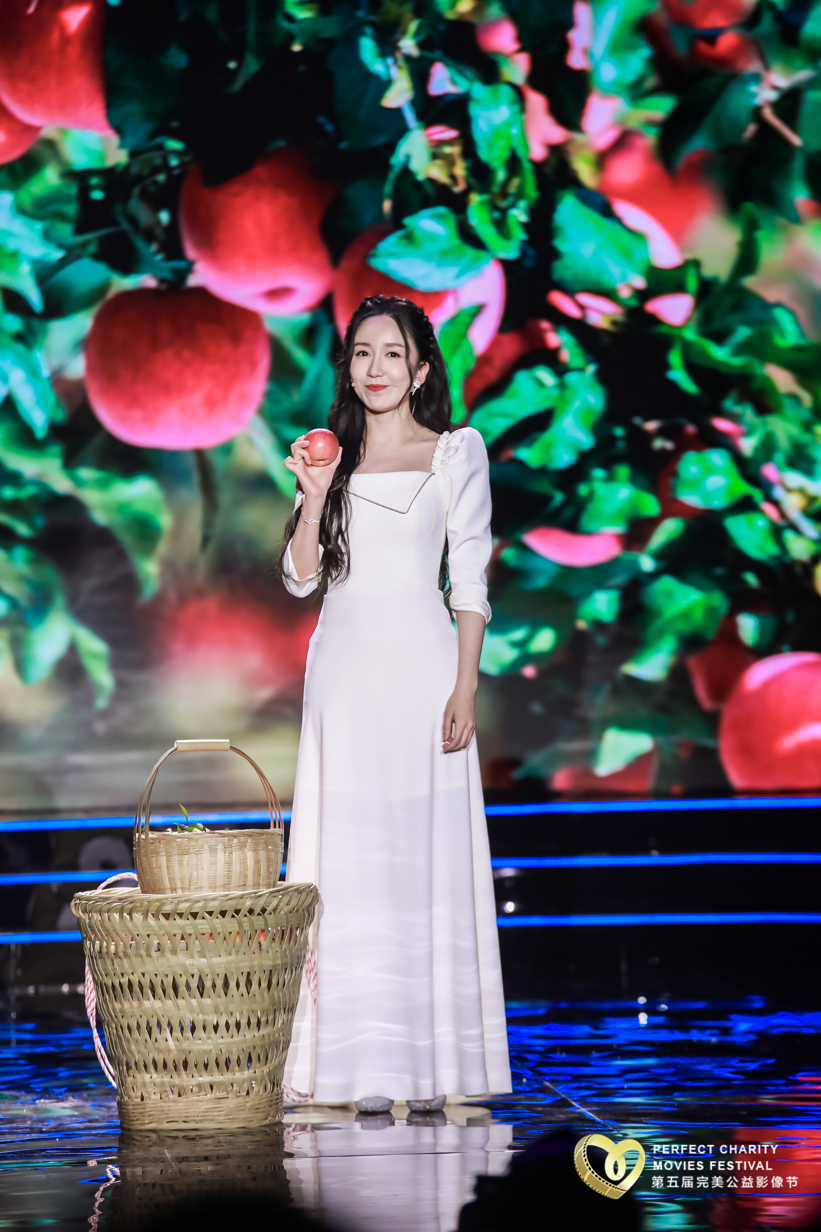 中国内地影视女演员,流行乐歌手,毕业于上海戏剧学院音乐剧专业