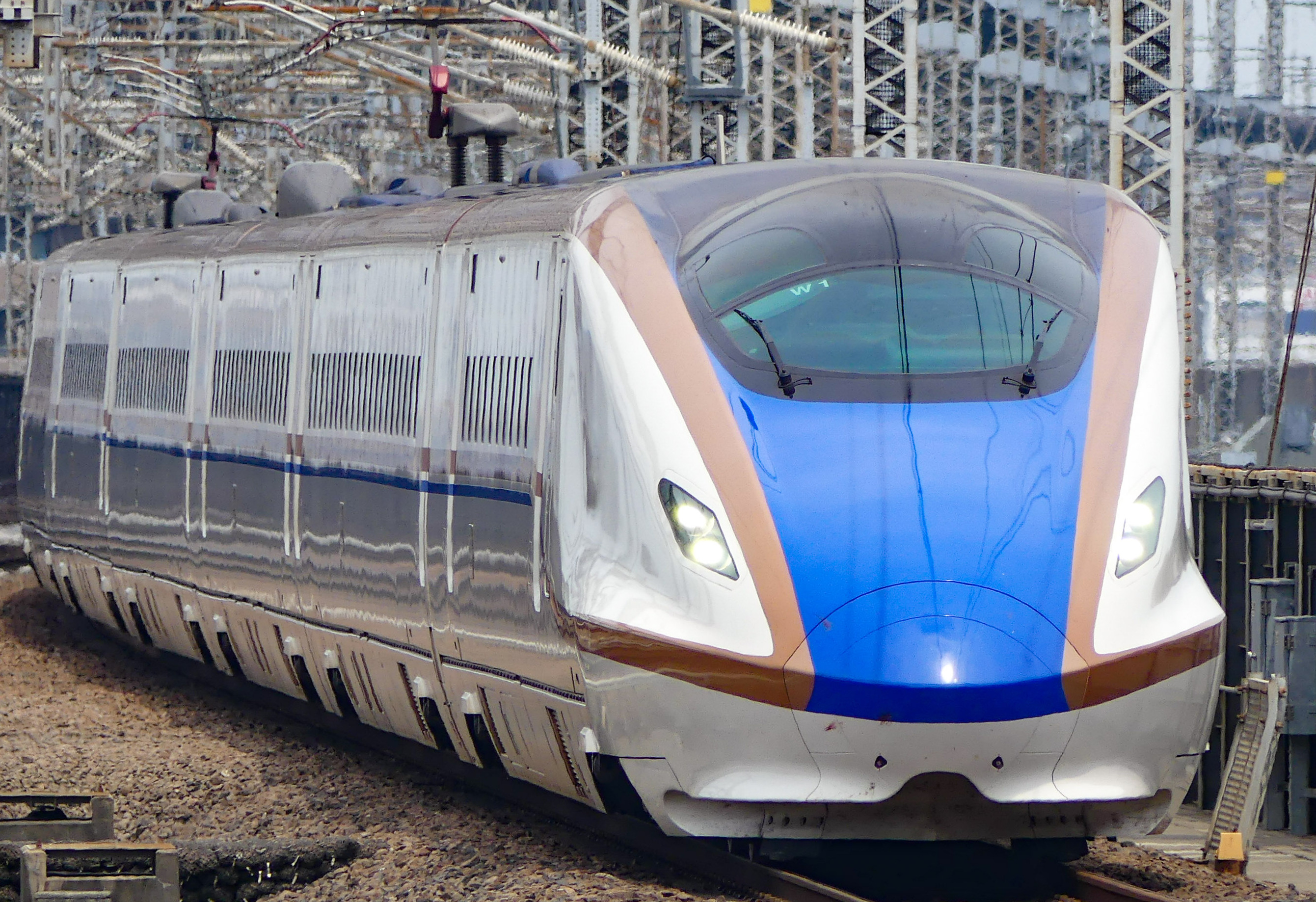 组 /b>及 b>新干线w7系电力动车组 /b>是分别由 a target="_blank"