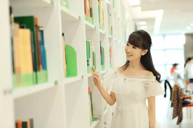 月月大小姐，月月大小姐的吃瓜日常最新章节更新