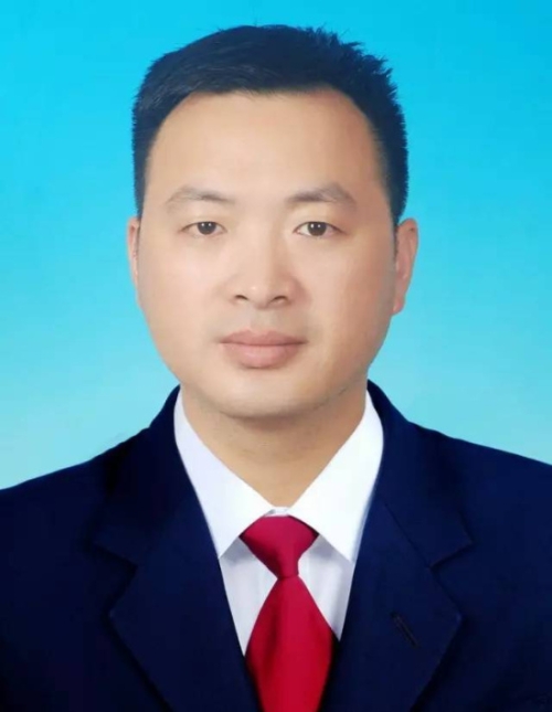  /p> p>现任浙江省温岭市松门镇副镇长. /p>