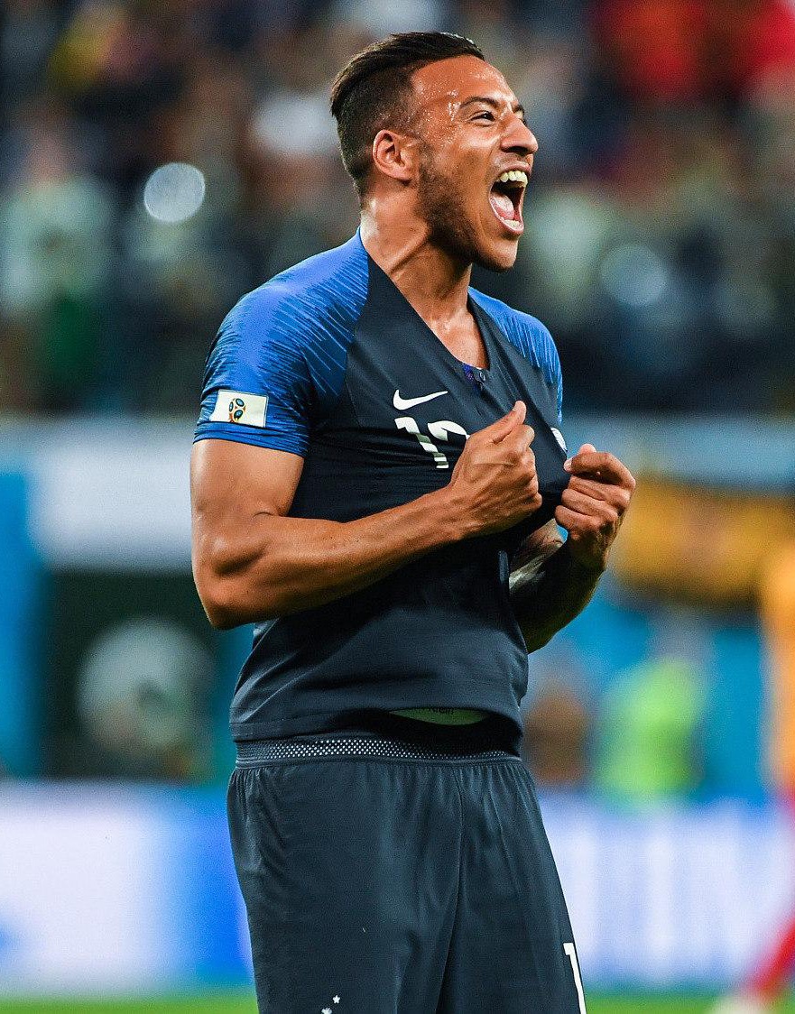  p>科朗坦·托利索(corentin tolisso) b>, /b>1994年8月3日出生法国