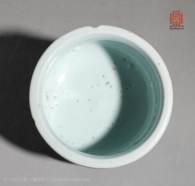 清乾隆霁蓝釉香炉_百科TA说