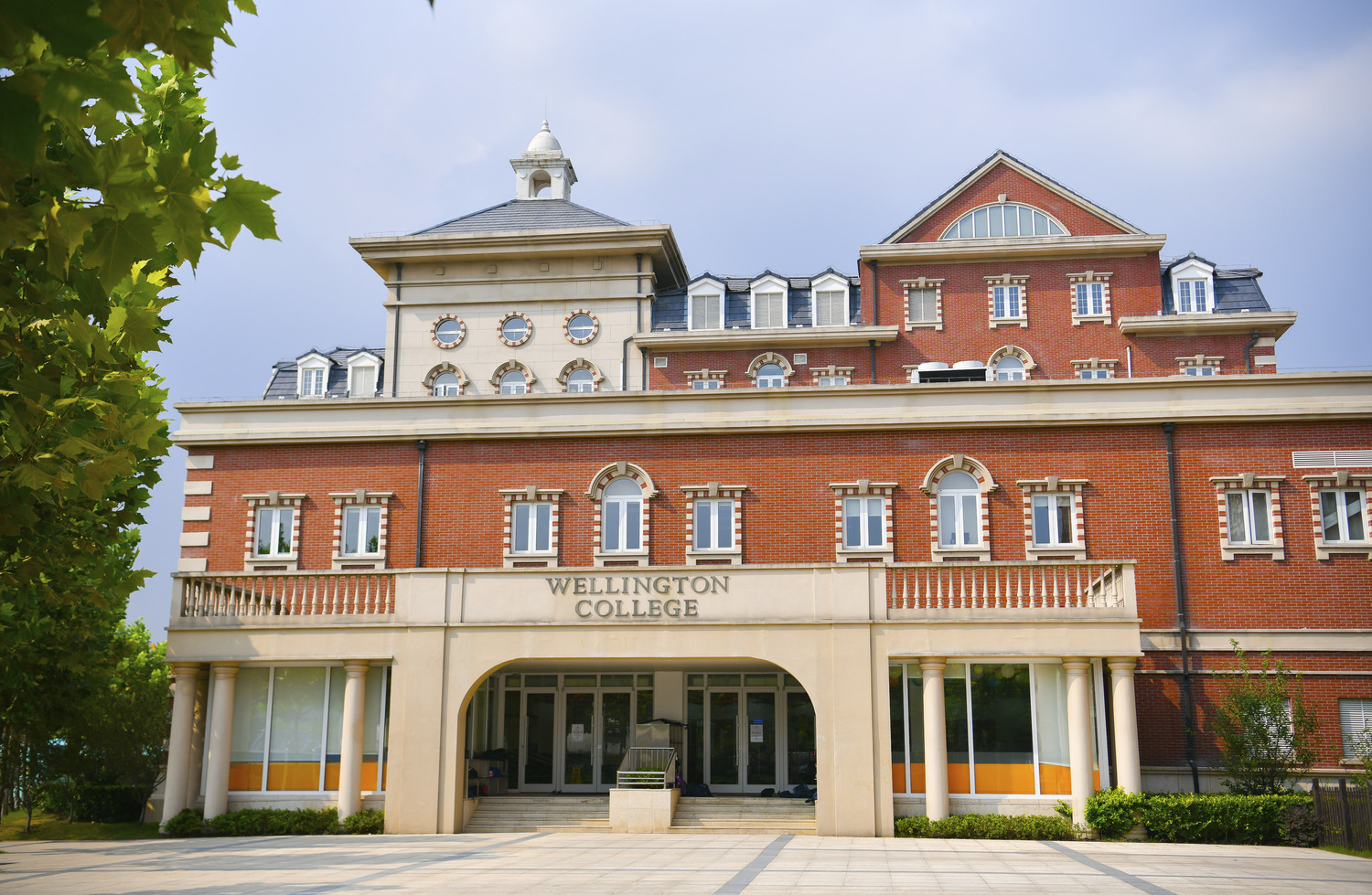  p>上海惠灵顿外籍人员子女学校是一所坐落于 a target="_blank" href