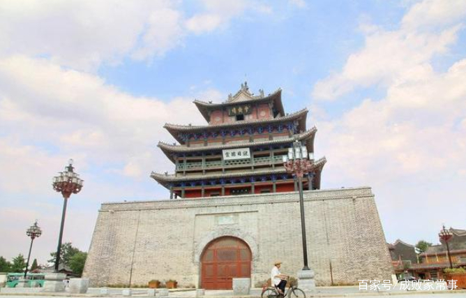 北方唯一水上古城—东昌古城，城顶建筑风格，依河而建，随坡而建_百科TA说