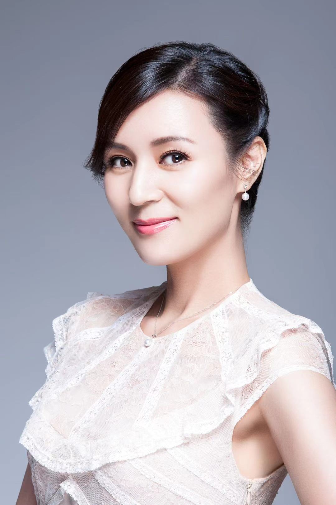  p data-id="gnbukdzzf1">龙媚,1978年6月26日出生于 a target="